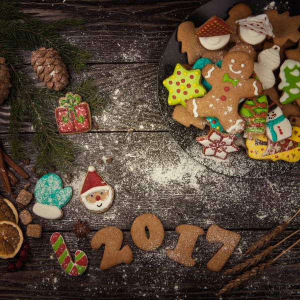 Yeni yıl ve Noel için zencefilli ekmek