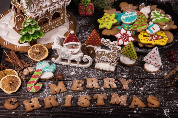 Gingerbreads untuk tahun-tahun baru dan Natal — Stok Foto