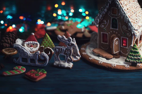 Olika ingefära cookies — Stockfoto