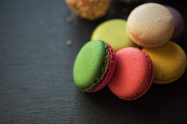 Fransız renkli macarons
