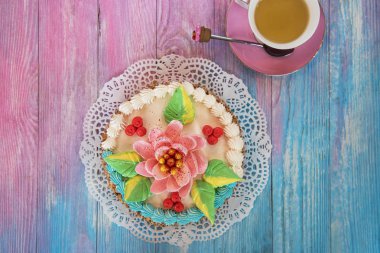 kek renk arka plan üzerinde