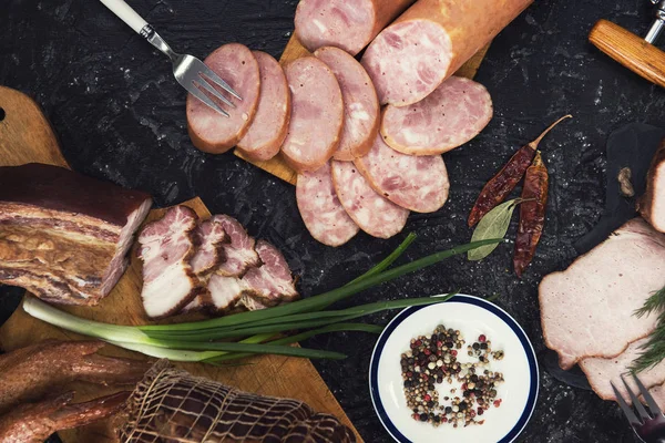 Set di diversi alimenti a base di carne — Foto Stock