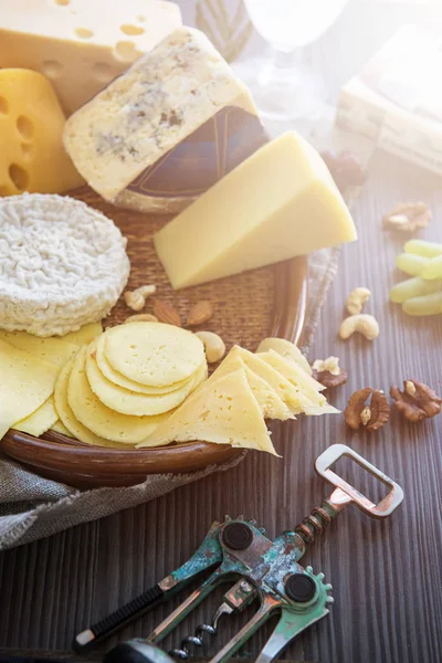 Various types of cheese set — Stock Photo, Image