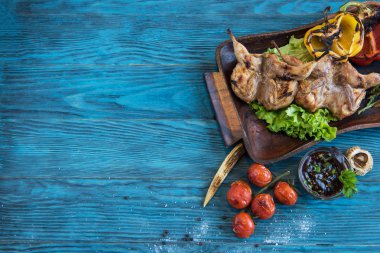 Kızarmış bıldırcın eti