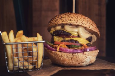 büyük lezzetli burger