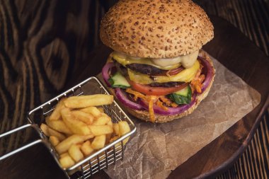 büyük lezzetli burger