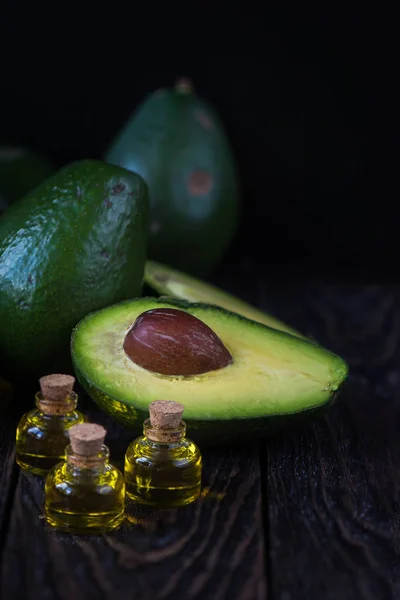 Oil of avocado — Stock Photo, Image