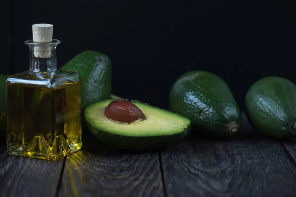 Aceite de aguacate —  Fotos de Stock