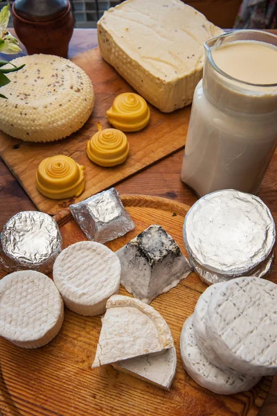 Conjunto de queijo diferente — Fotografia de Stock