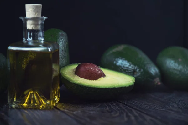 Aceite de aguacate —  Fotos de Stock