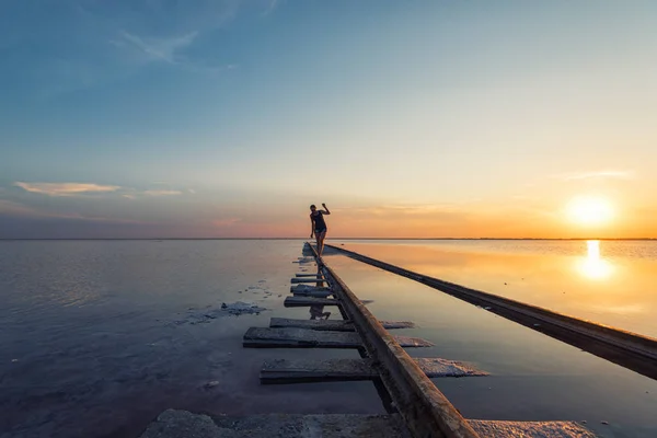 Atardecer de belleza en lago salado —  Fotos de Stock