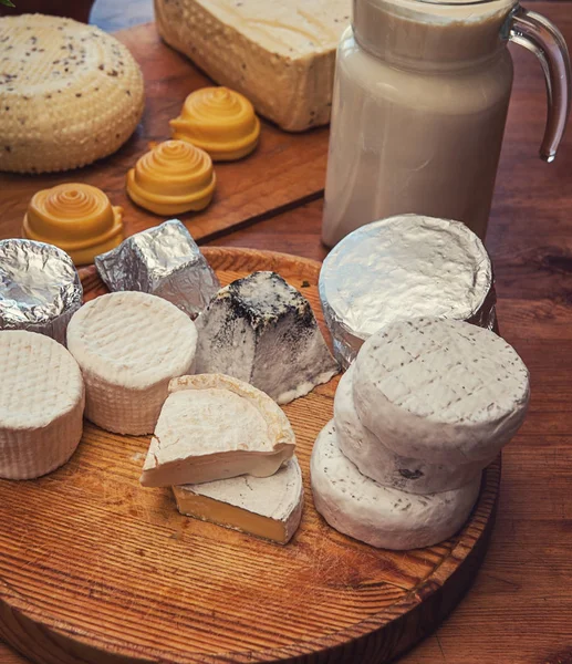 Set de diferentes quesos — Foto de Stock