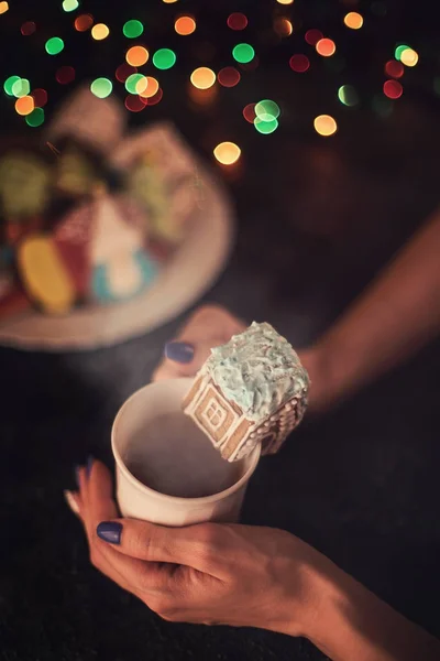 Christmas cookies and cup of tea — Stock Photo, Image