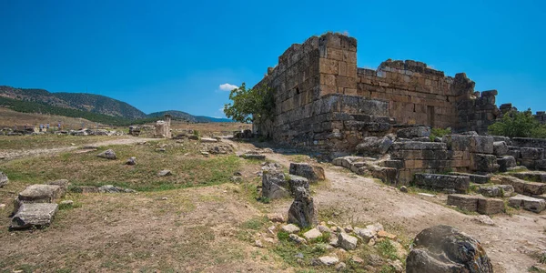 Hierapolis antik kenti fotoğrafı — Stok fotoğraf