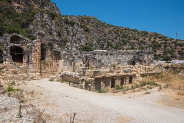 Antik Likya Myra kaya mezarı