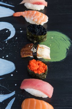 Japon deniz ürünleri sushi set