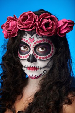 Kafatası yüz makyaj