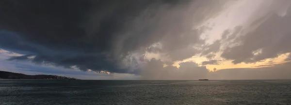 Tempestade a bordo do navio de carga — Fotografia de Stock