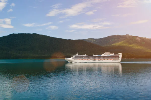 Cruiseschip in alaska — Stockfoto