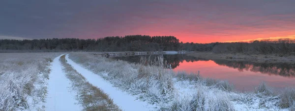 Panorama camino invierno —  Fotos de Stock