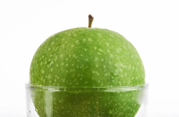 Макро из зеленого яблока — стоковое фото