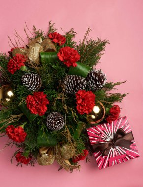 Çam Noel dekorasyon 