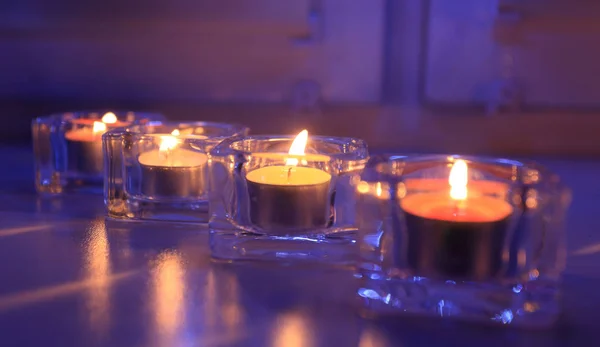 Candles on windows ill in the evening — Stock Photo, Image