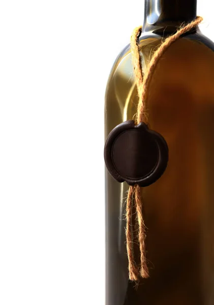 Garrafa de vinho com fecho de cera de vedação — Fotografia de Stock