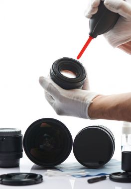 Çalışan temizlik fotoğraf lens