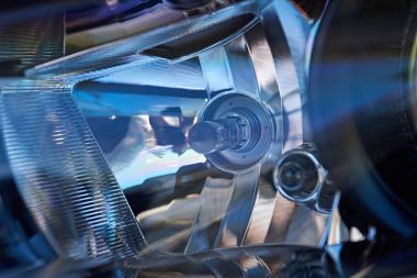 Otomobil Far lambası