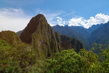 Huayana picchu dağ