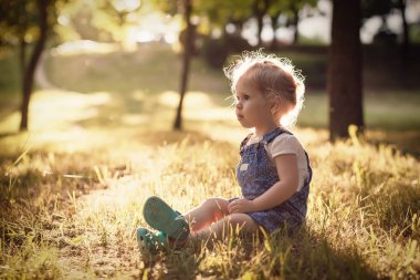 Çocuk dinlenme Parkı akşamları