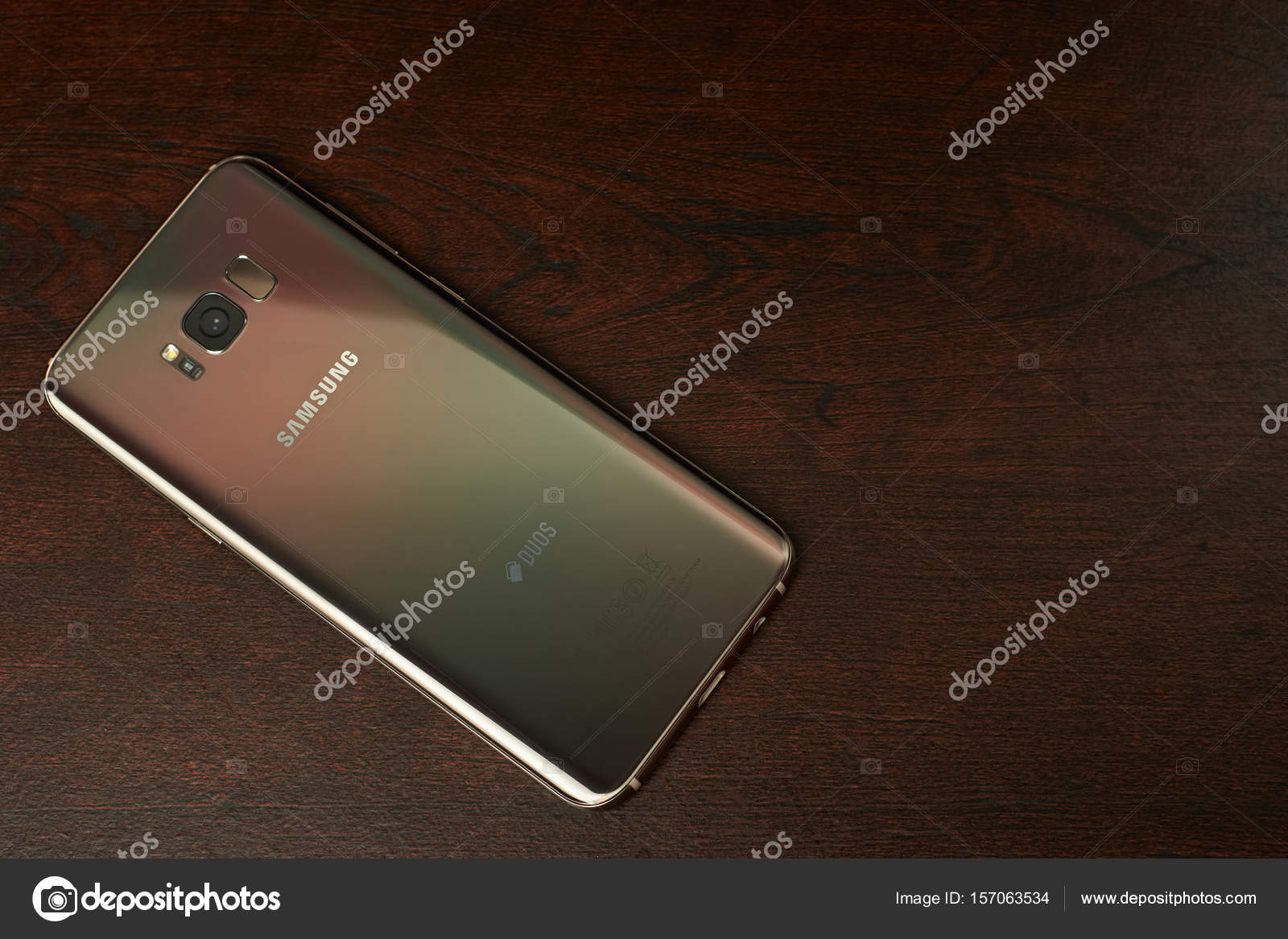 Vista Traseira Samsung S8 Plus Smartphone Fotografia De Stock