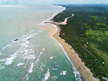 Pasifik Kıyıotobanından havadan görünümü