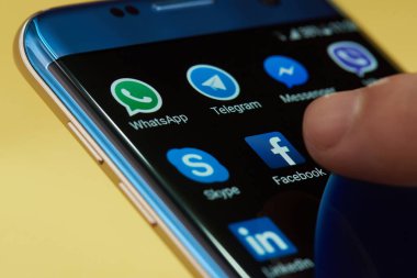 Facebook uygulama simgesi başlatmak