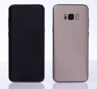 Arka ve ön görünümü modern Smartphone