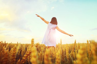 Kadın elleriyle geniş açık