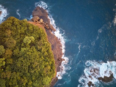 Günbatımı tropikal Adası