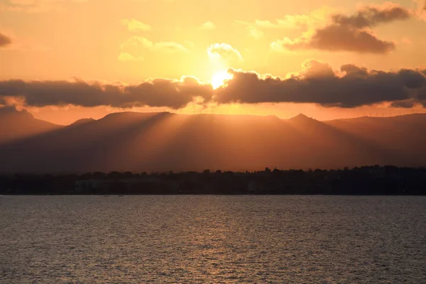 Espagne station salou au coucher du soleil — Photo