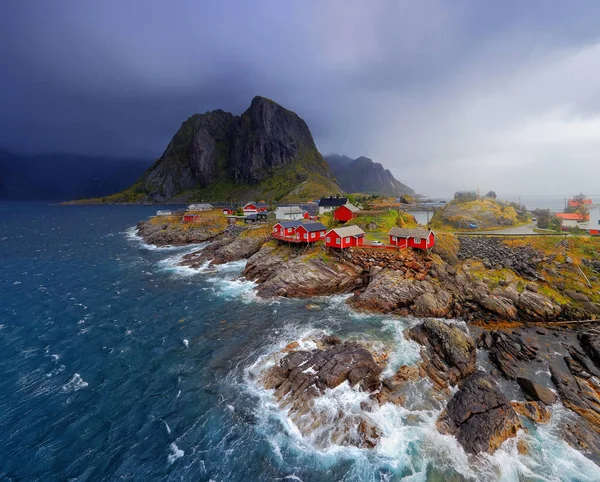 Norveç balıkçı köyü Reine — Stok fotoğraf