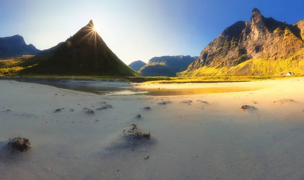Norwegia piasek plaża rano — Zdjęcie stockowe