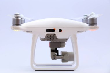 İzole dron yan görünüm