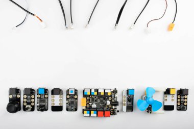 Elektrik panoları ve teller kavramı