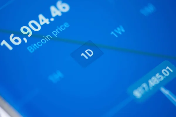 Growing price of bitcoin — Stock Photo, Image