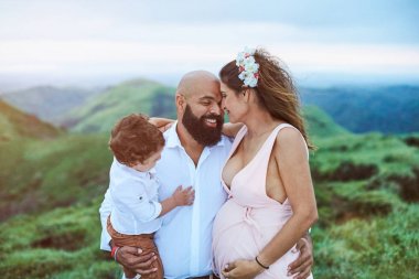 Mutlu genç İspanyol Aile 