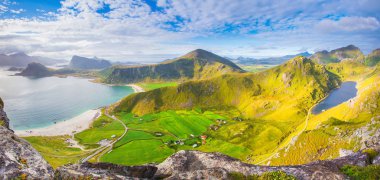 Günbatımı Lofoten Adaları