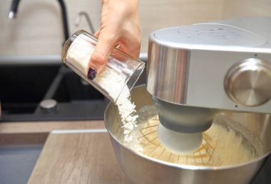 Mutfak robotu dökme un