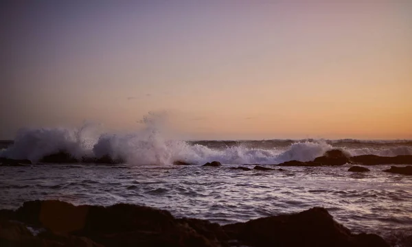 Panorama da paisagem marinha ao pôr-do-sol — Fotografia de Stock