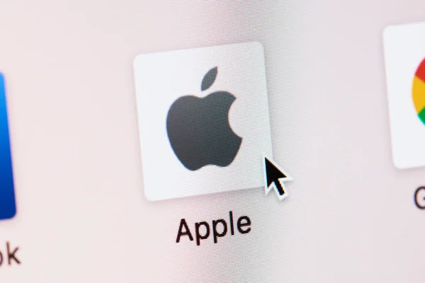Opening Apple web page — Stock Photo, Image