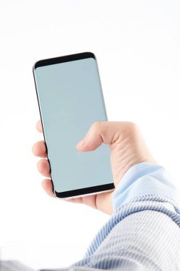 Modern smartphone kullanarak